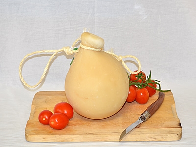 Caciocavallo semistagionato - semipiccante